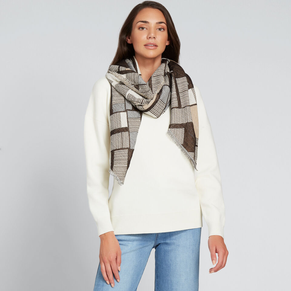 Jacquard Pattern Scarf  