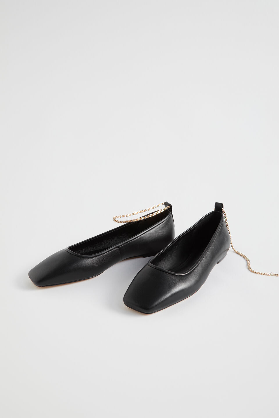 Michaela Chain Ballet Flat  Black