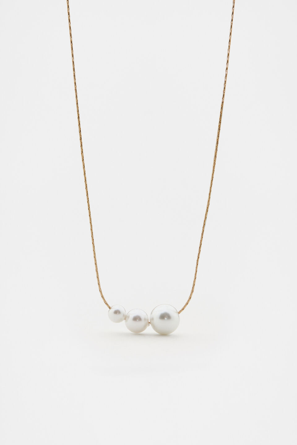 Pearl Neck  Gold