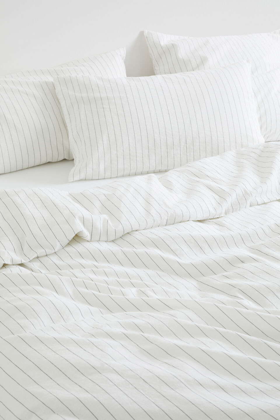 Alba Queen Duvet Cover  Black Stripe