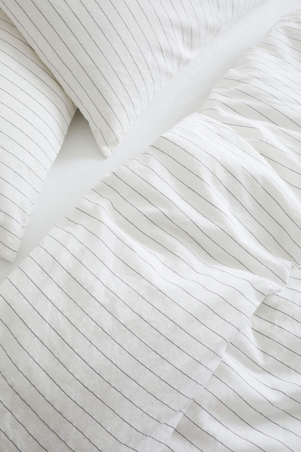 Alba Queen Duvet Cover  Black Stripe