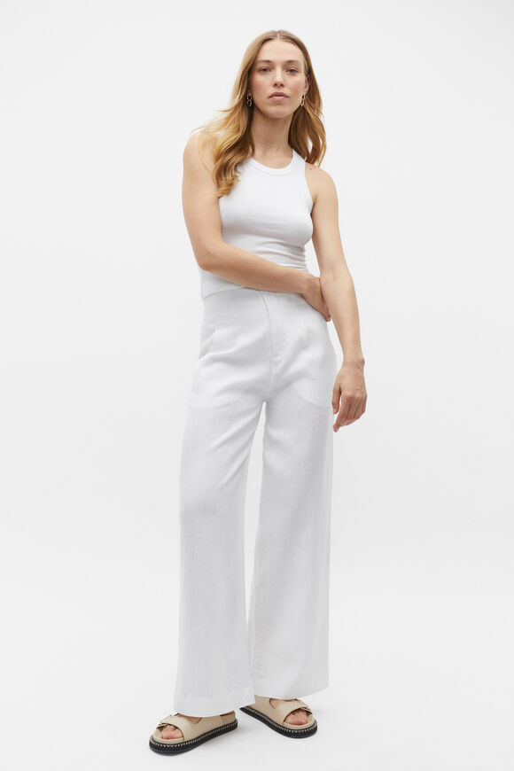 Core Fitted Tank  Whisper White  hi-res