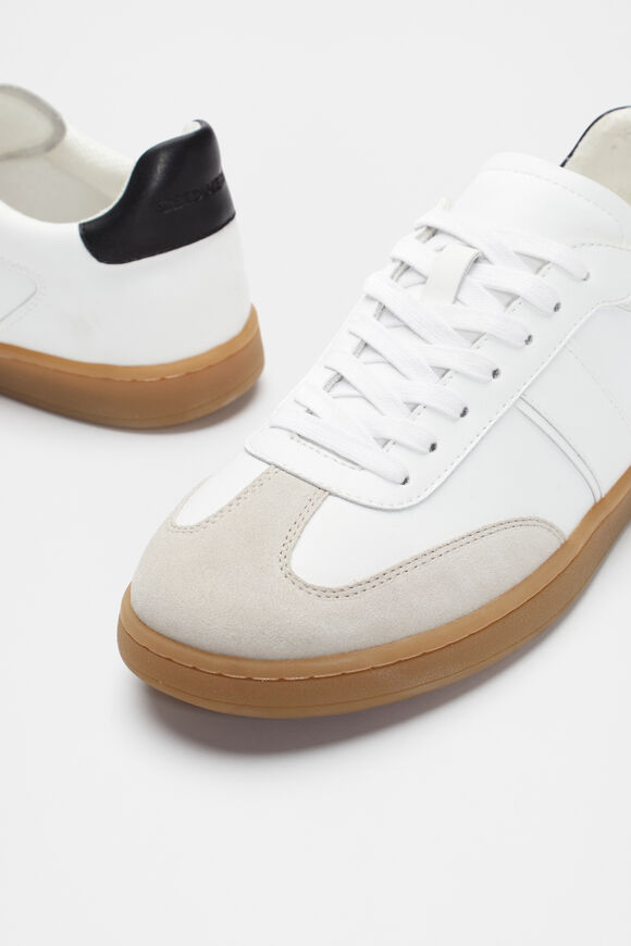Bronte Sneaker  White Black  hi-res