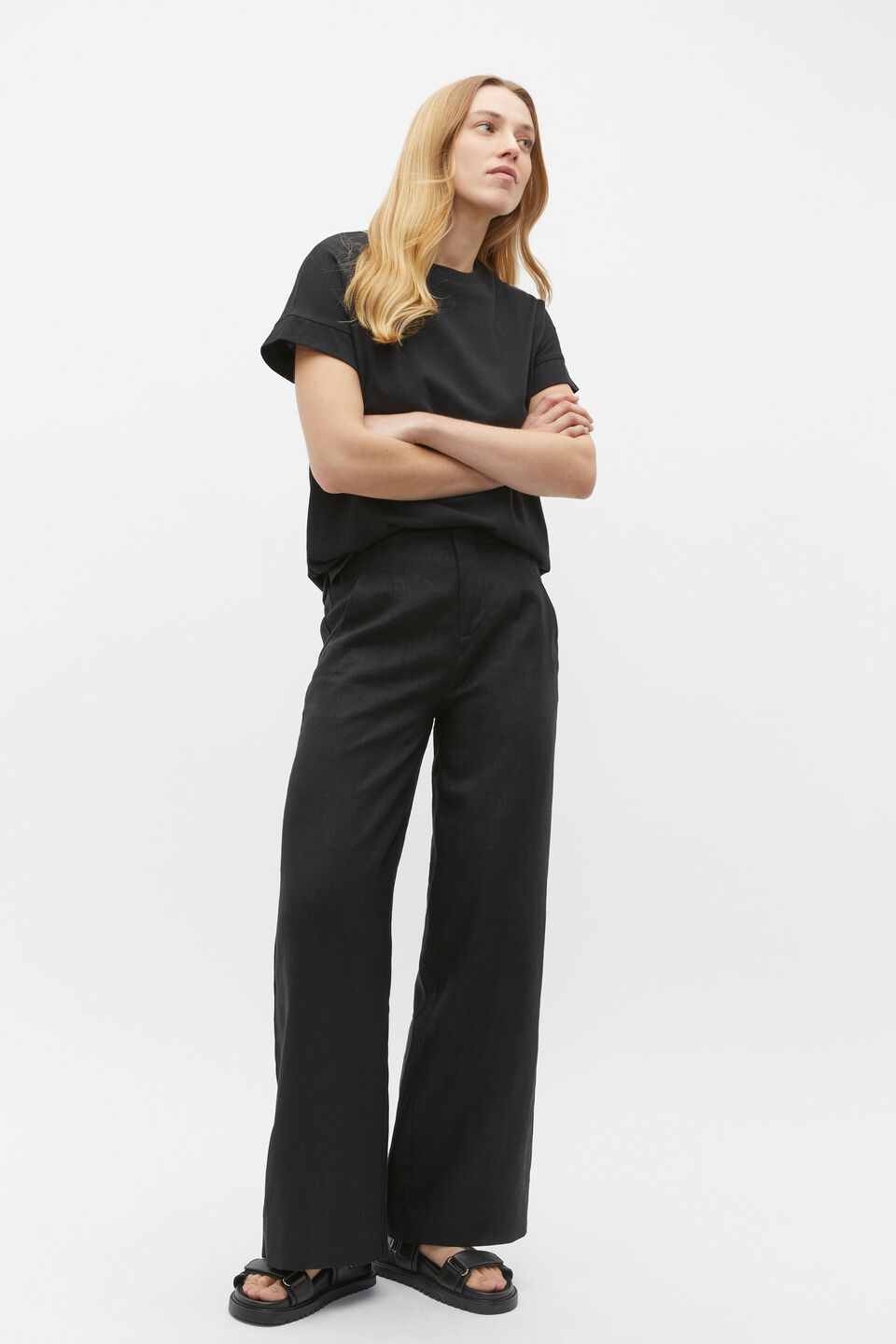 Core Longline Tee  Black