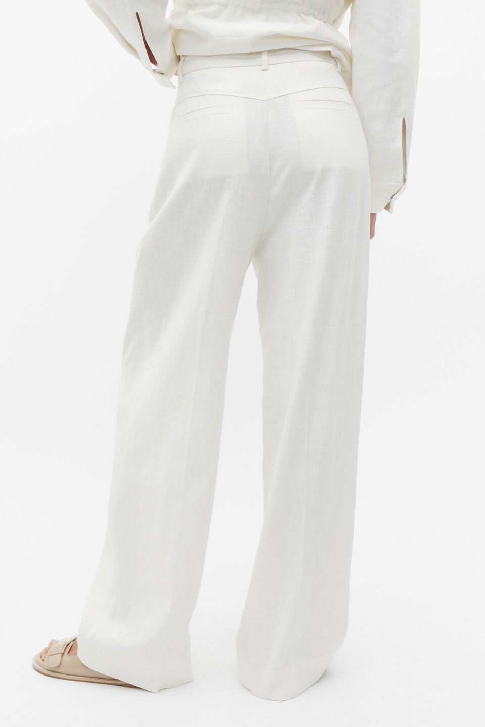Textured Pleat Pant  Cloud Cream