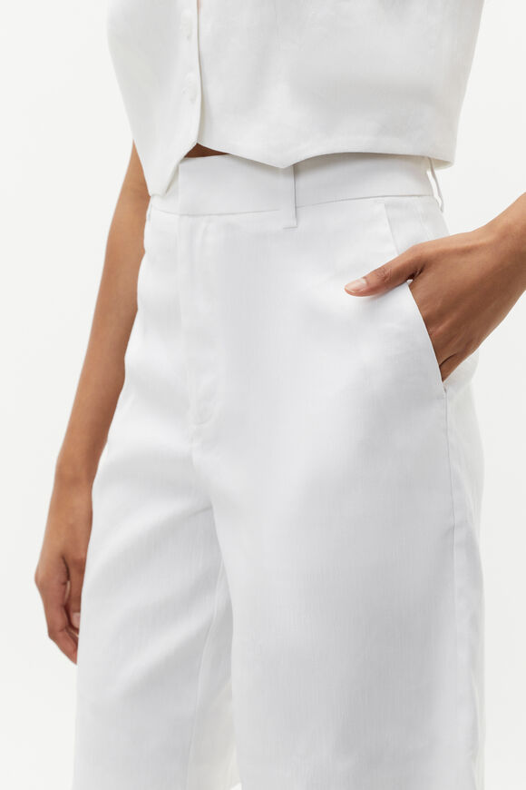 Tailored Longline Short  Whisper White  hi-res