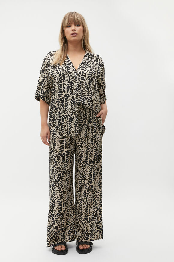 Motif Print Shirt  Motif Print  hi-res