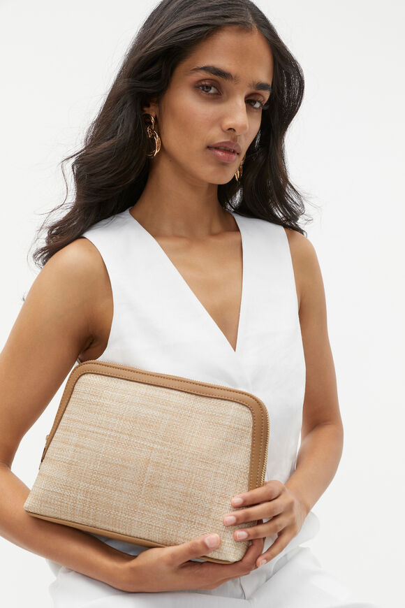 Textured Pouch  Caramel  hi-res