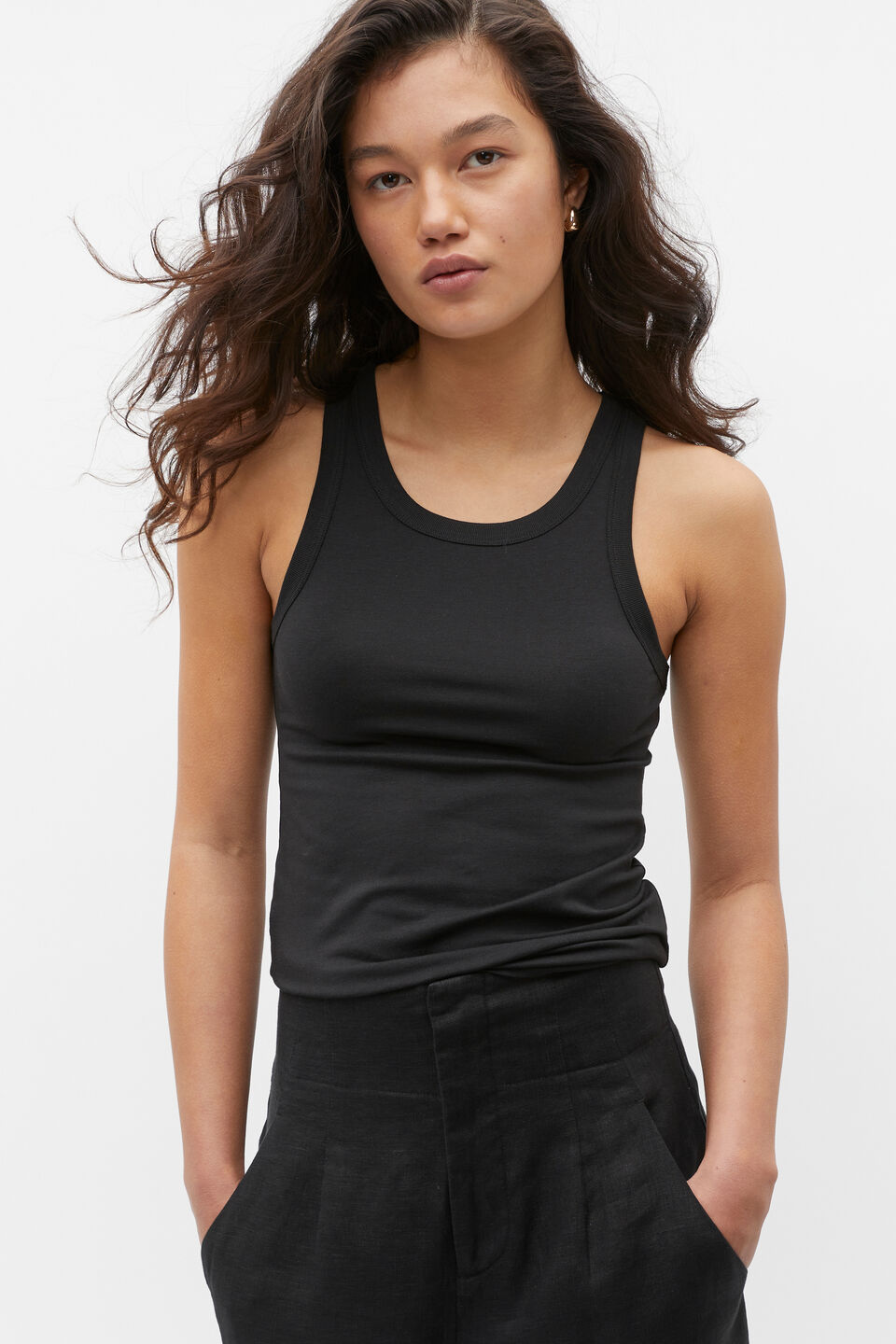 Core Fitted Tank  Black