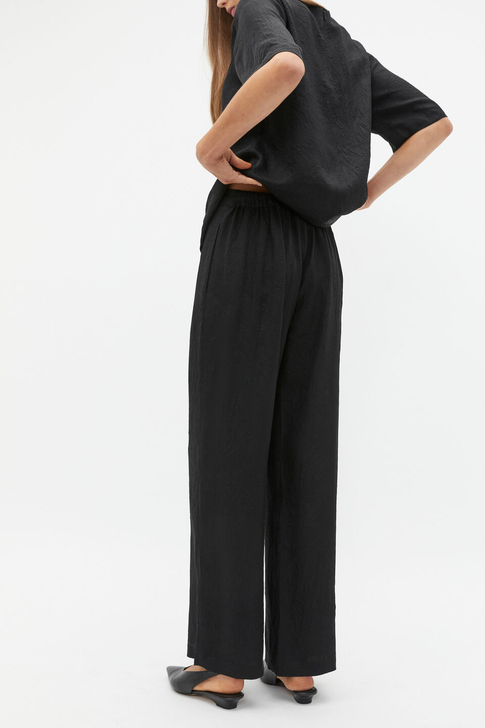 Textured Satin Elasticated Pant  Black