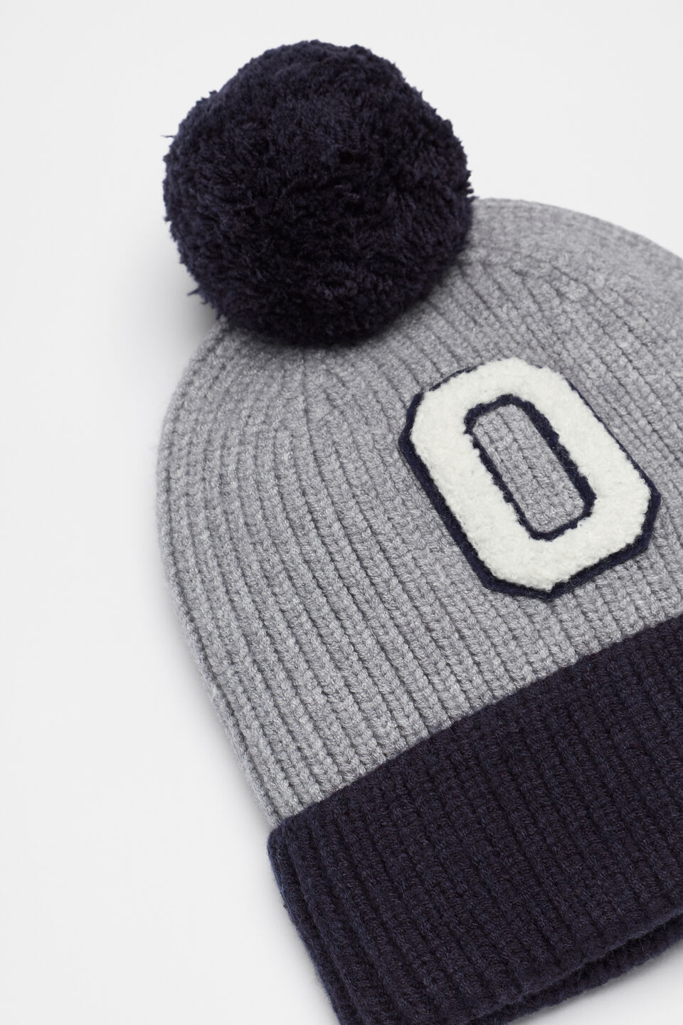 Colourblock Initial Beanie  O
