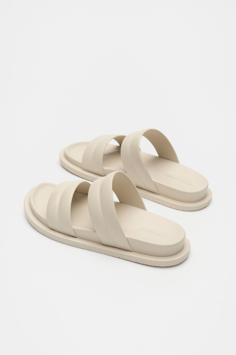 Moulded 2 Strap Slide  Frappe