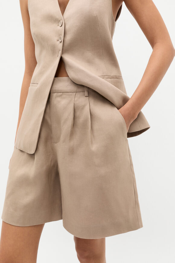 Linen Mid Length Short  Cookie  hi-res