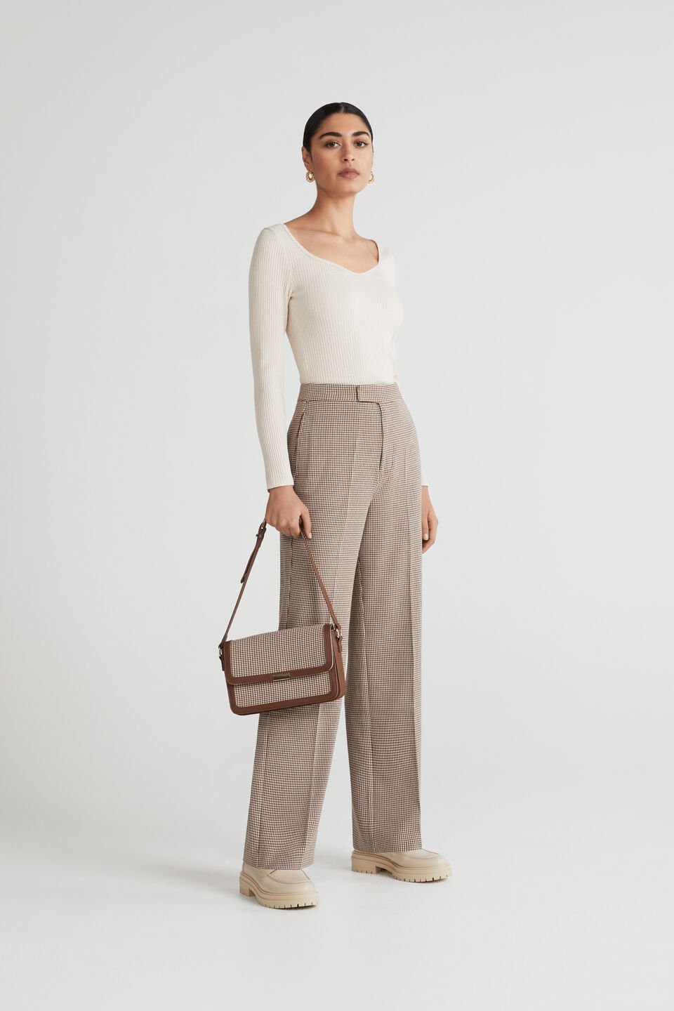 Ribbed Sweetheart Top  Pebble Cream