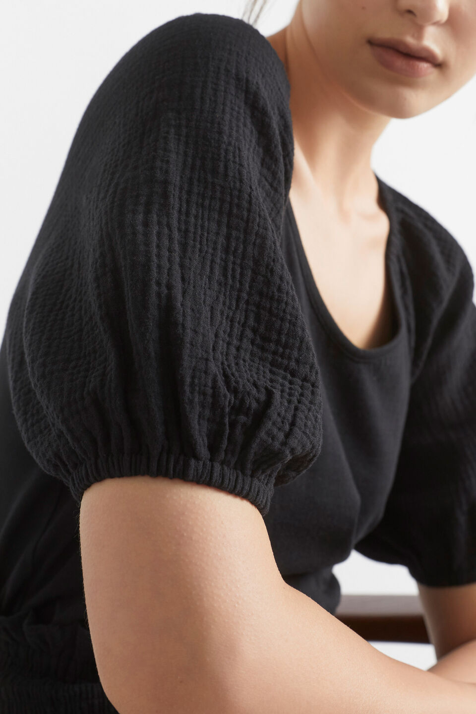 Cheesecloth Sleeve Tee  Black