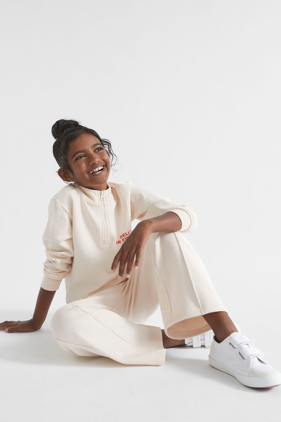 Pin Tuck Trackpant  Creme