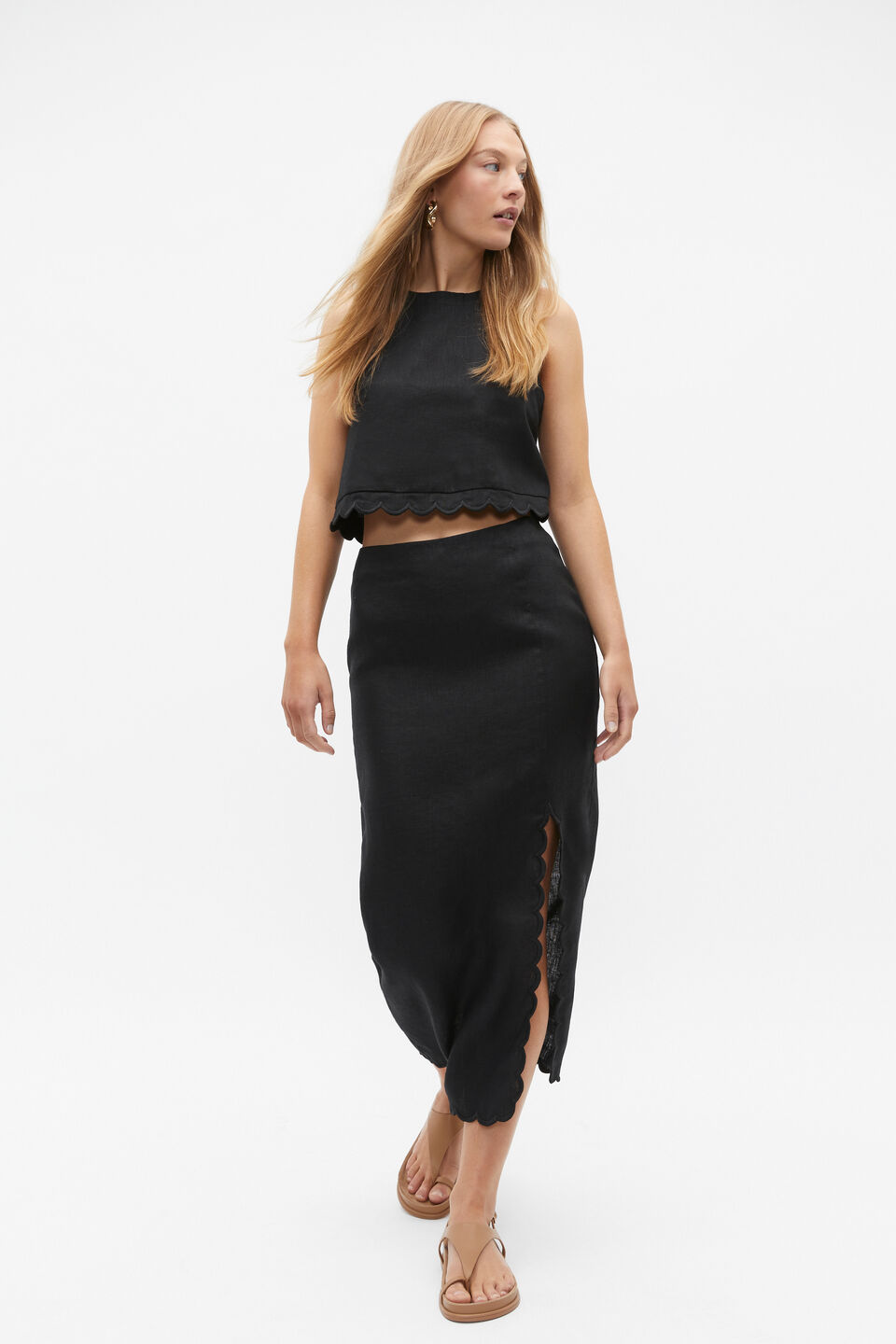 Scallop Midi Pencil Skirt  Black
