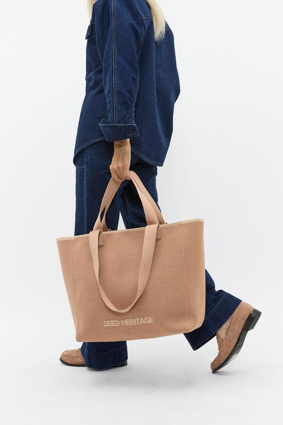 Knit Logo Tote  Amaretto  hi-res