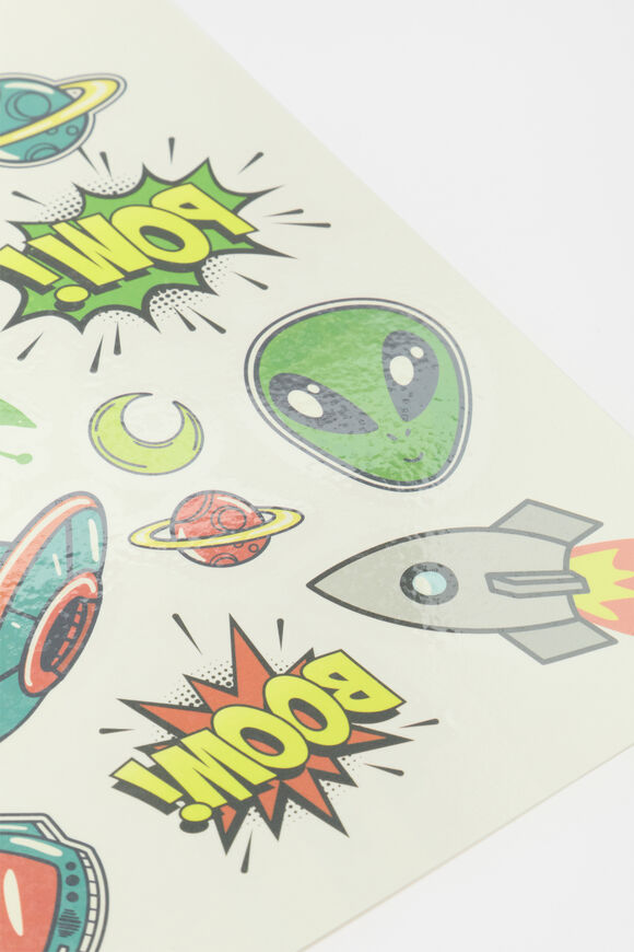 Alien Tattoos  Multi  hi-res