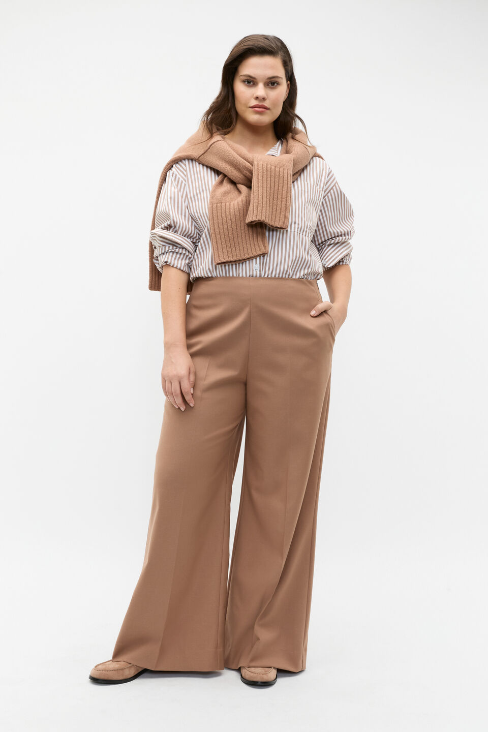 Tailored Wide Leg Pant  Amaretto