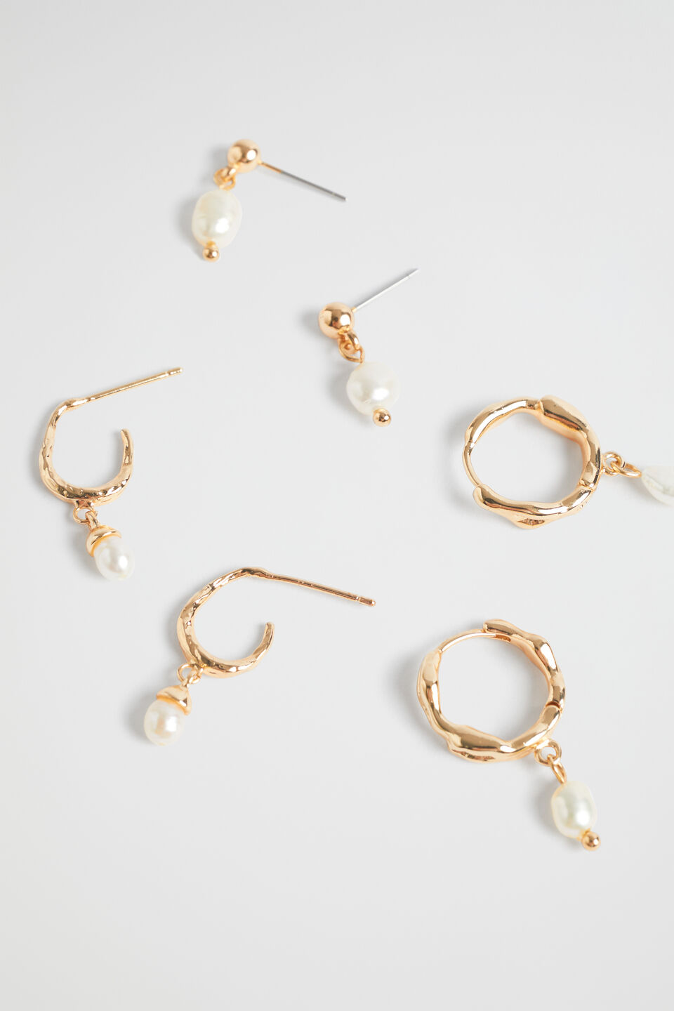 Multi Pearl Ear Pack  Gold