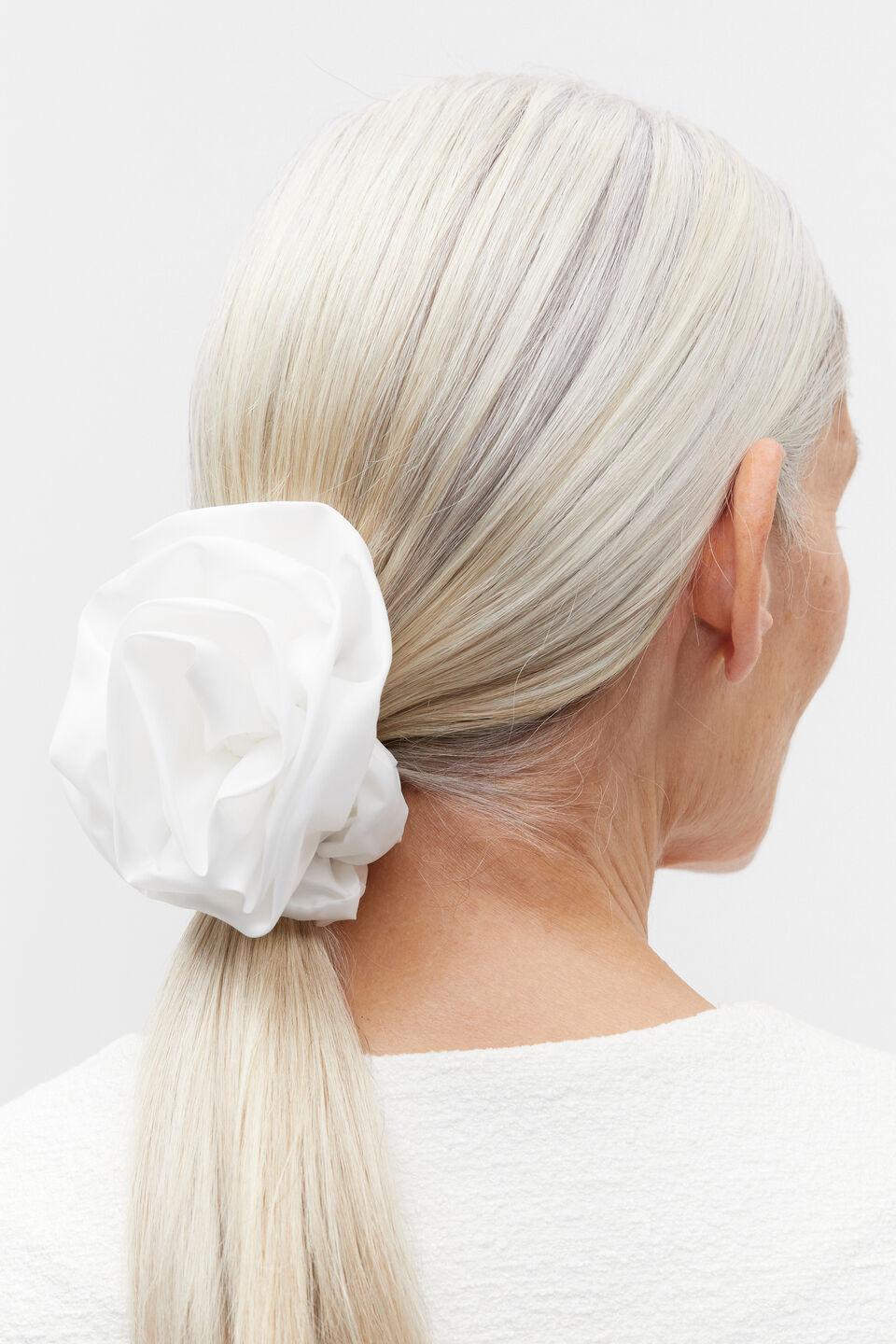 Rosette Scrunchie  Classic White