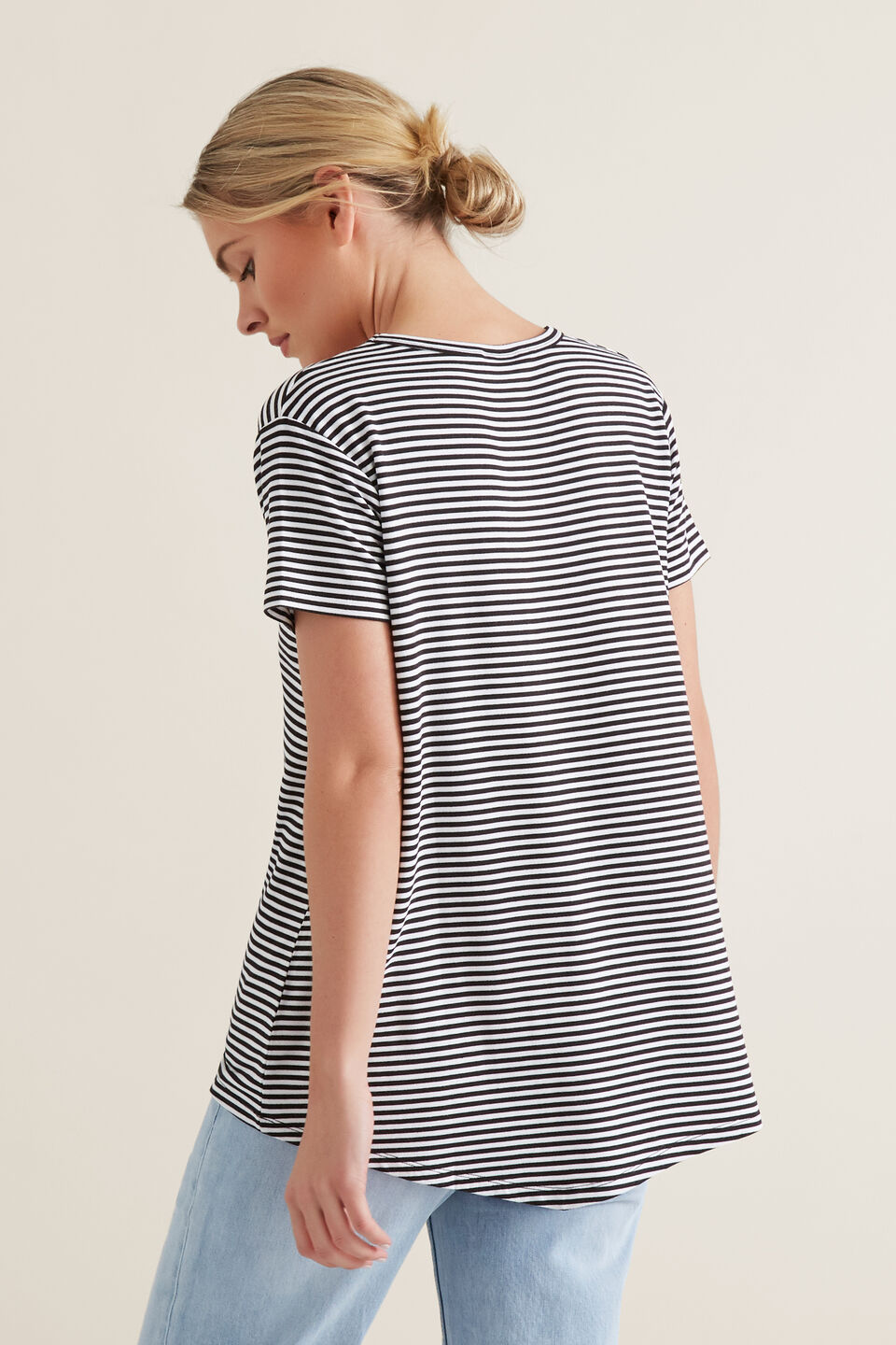 Easy Asymmetrical Tee  