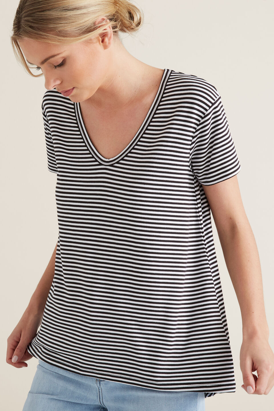 Easy Asymmetrical Tee  