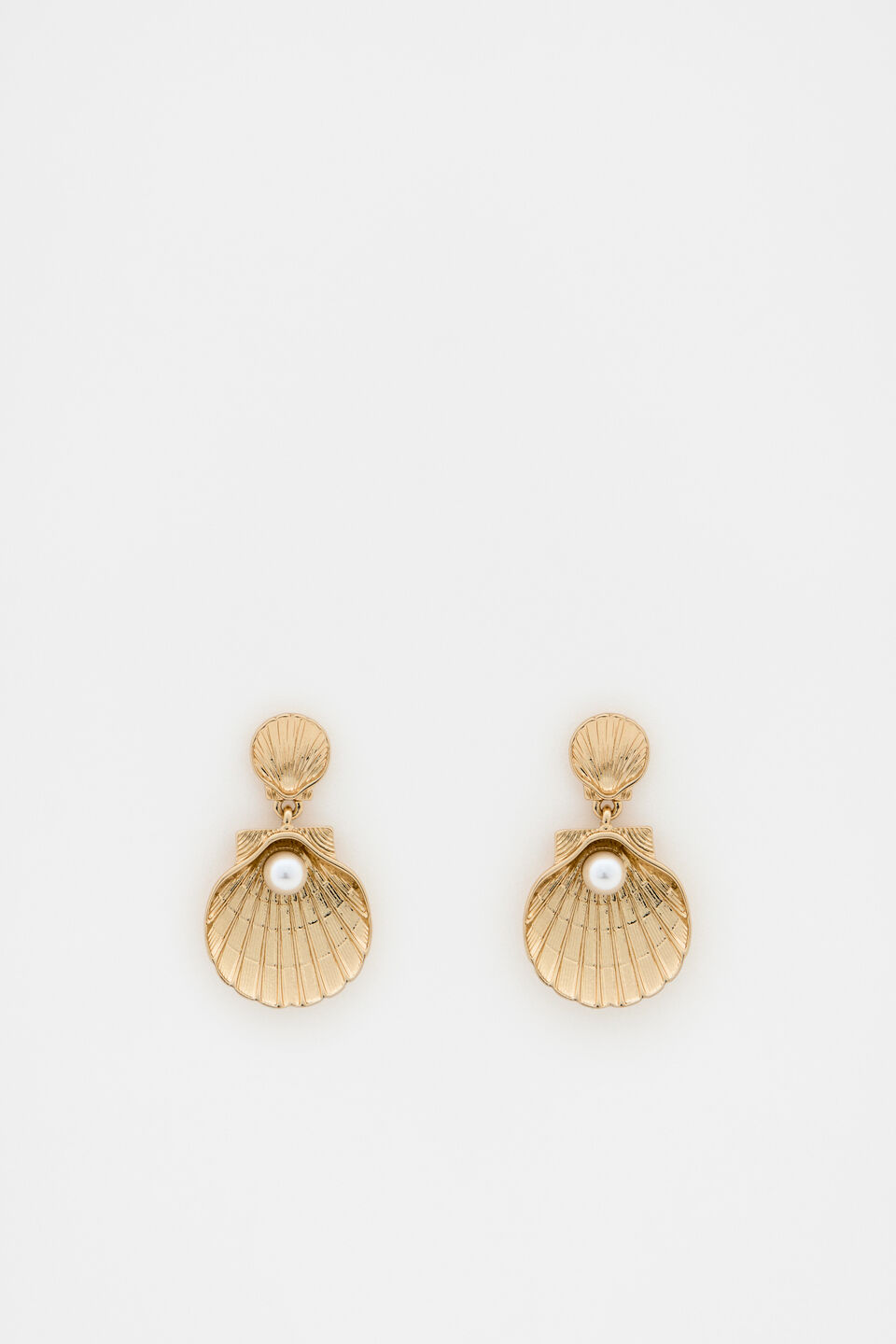 Shell Pearl Earring  Gold