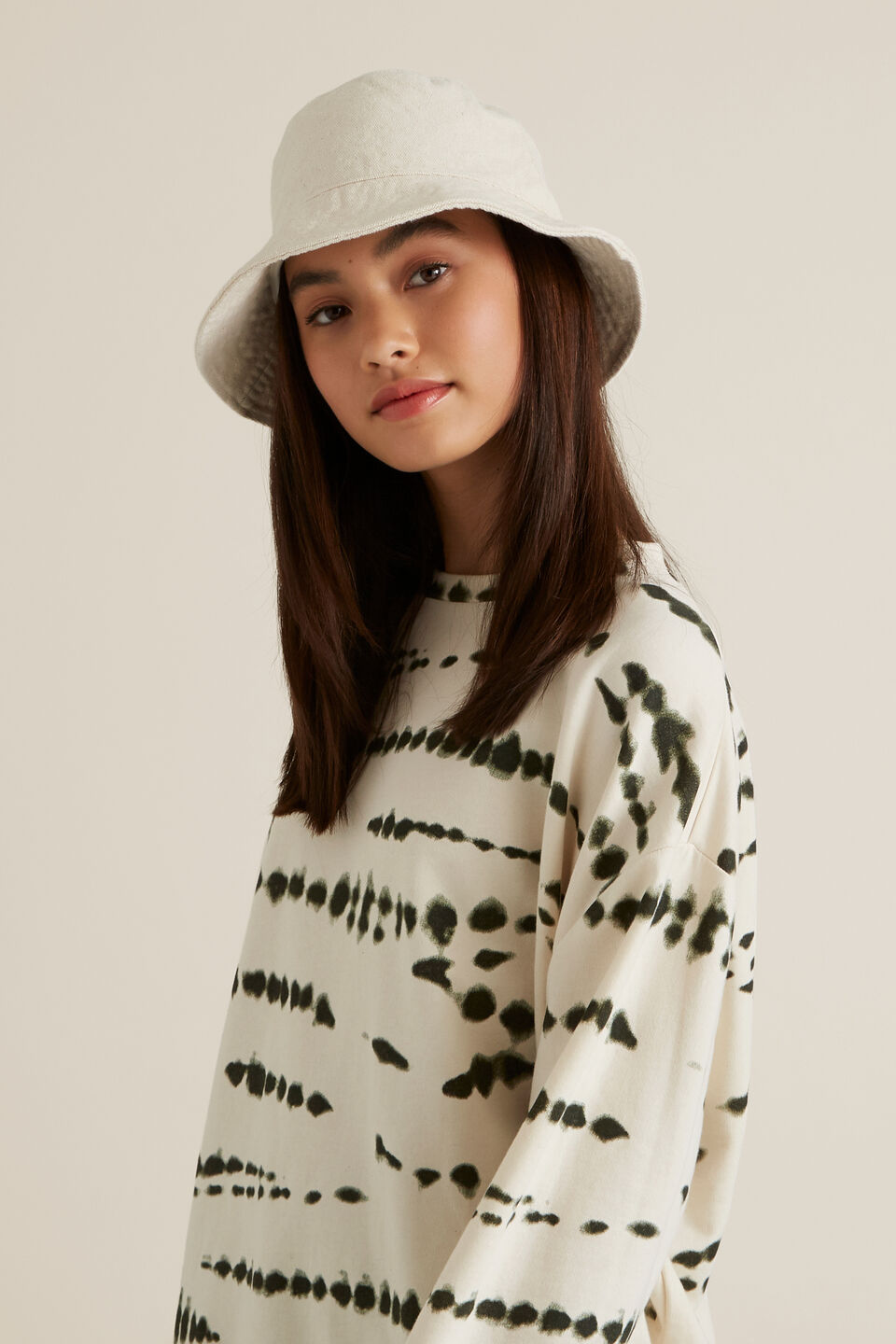 Bucket Hat  