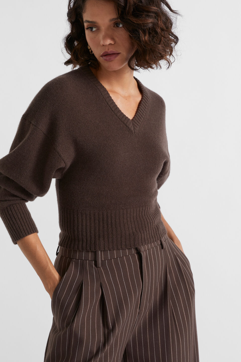 Merino V Neck Crop Knit  Dark Espresso Marle