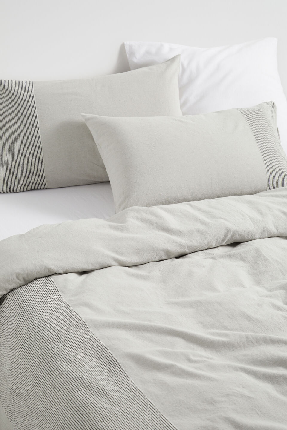 Leon Queen Duvet Cover  Silver Grey