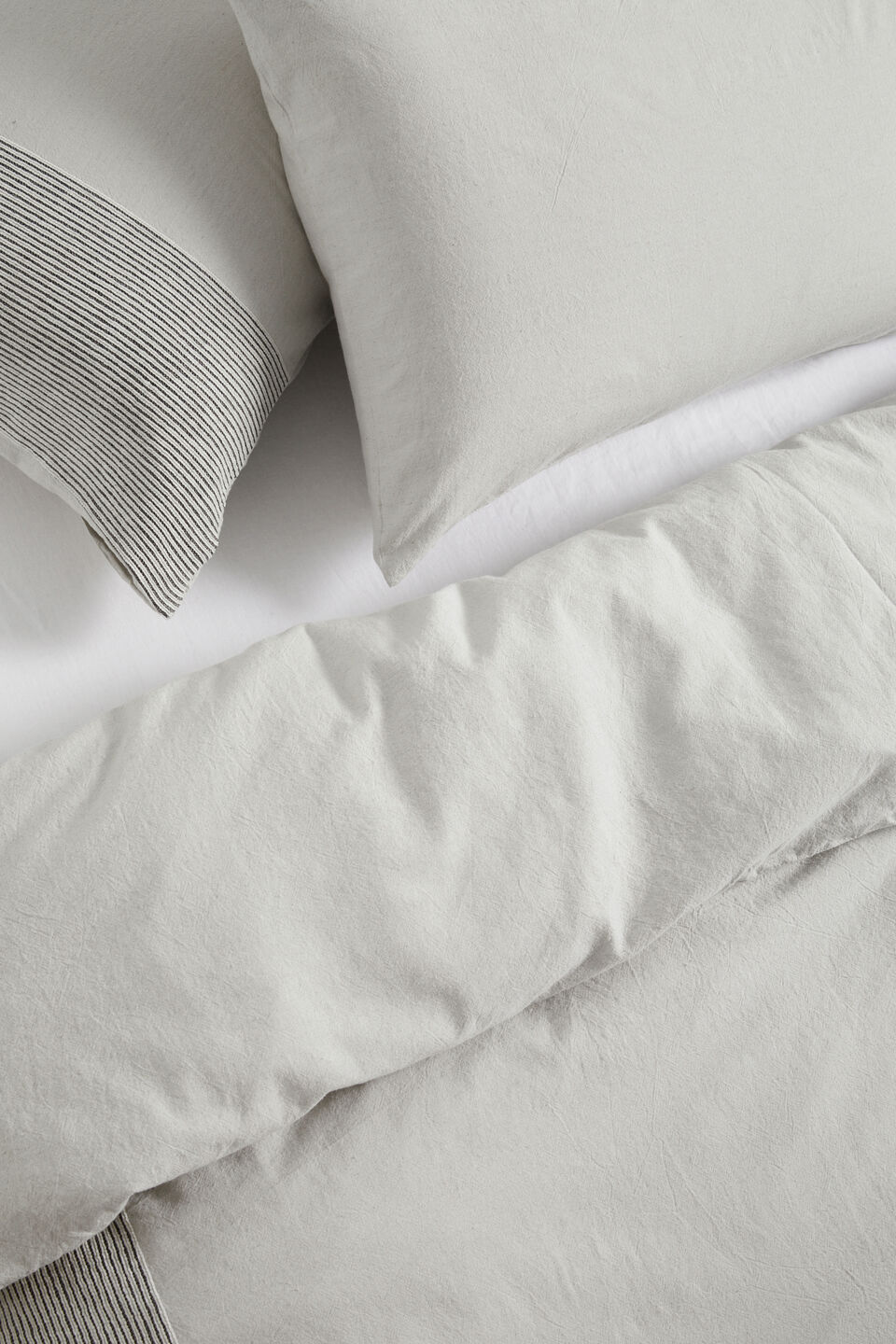 Leon Queen Duvet Cover  Silver Grey