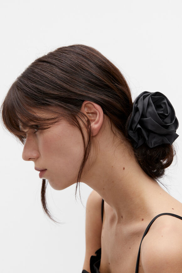 Rosette Scrunchie  Black  hi-res
