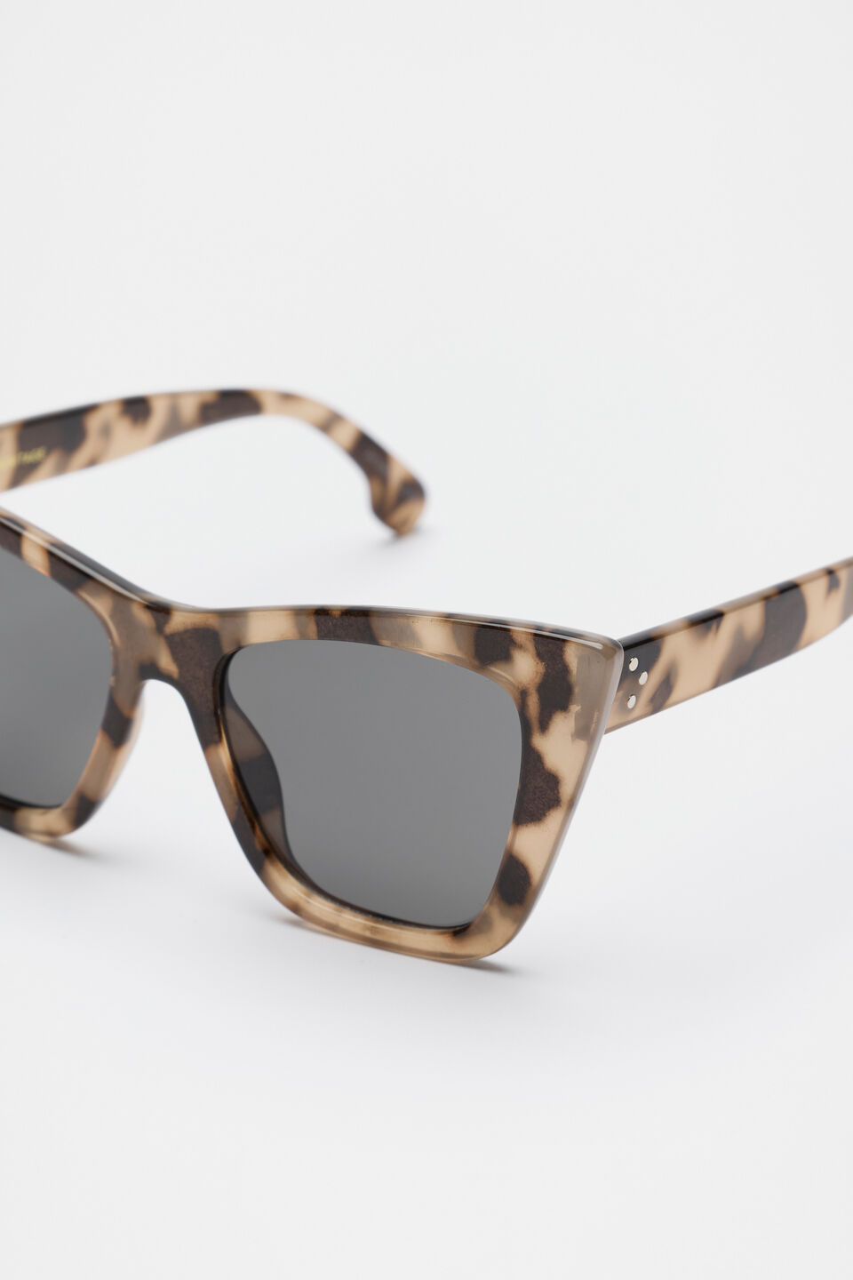 Paola Designer Catseye Sunglasses  Milky Tort