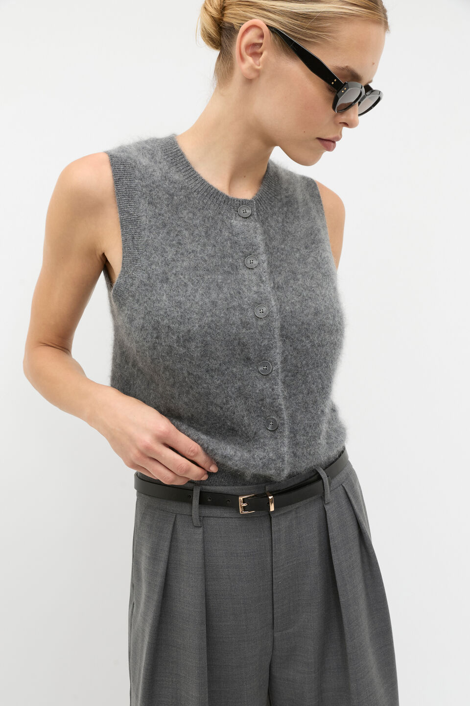 Celeste Narrow Leather Belt  Black