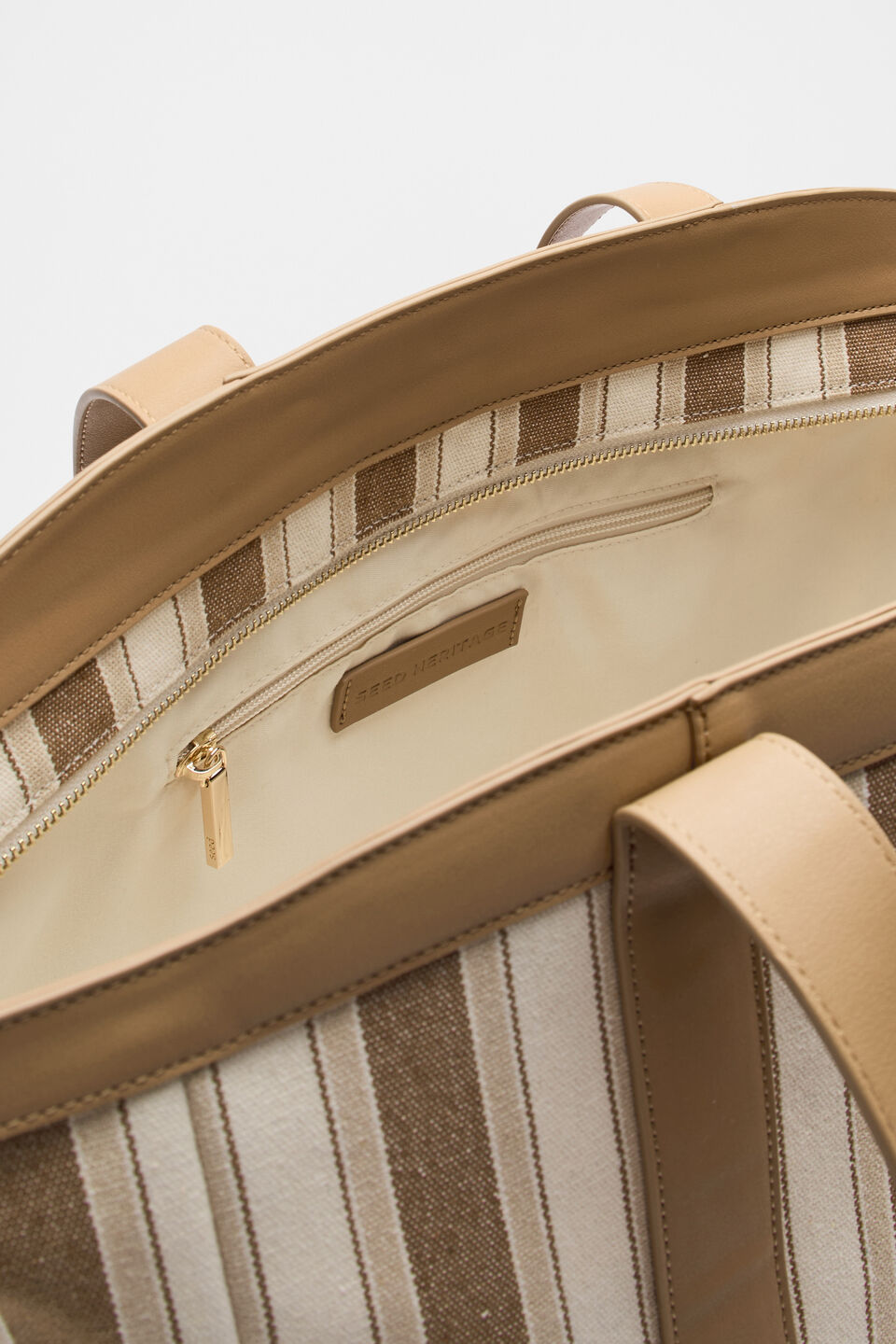 Summer Essential Carry All Bag  Cinnamon Spice