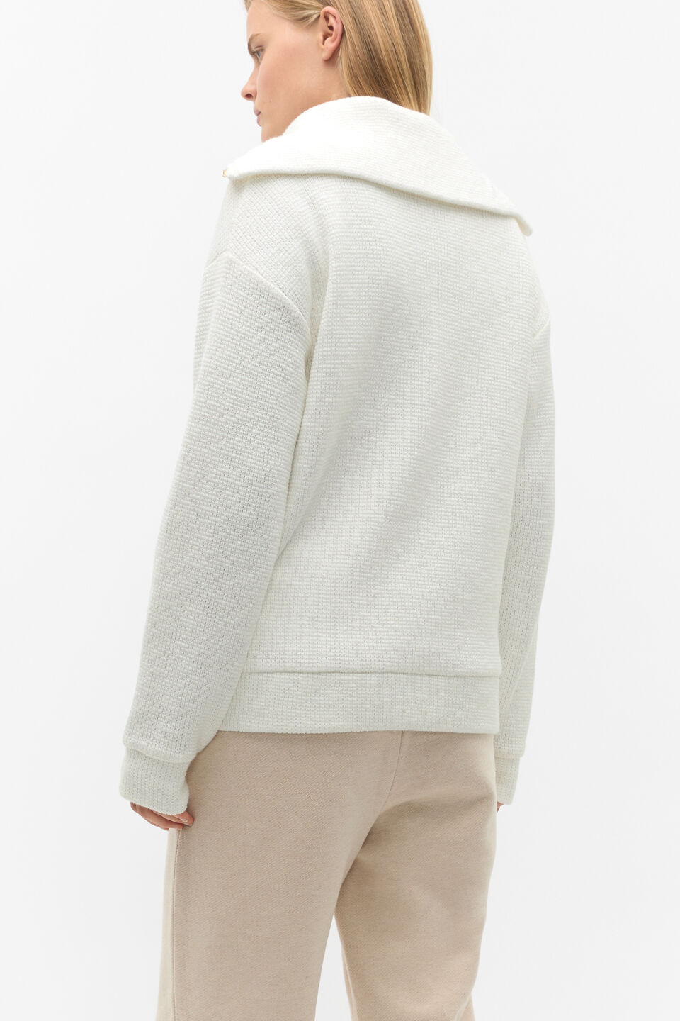 Textured Twist Sweat  Cloud Cream Twist