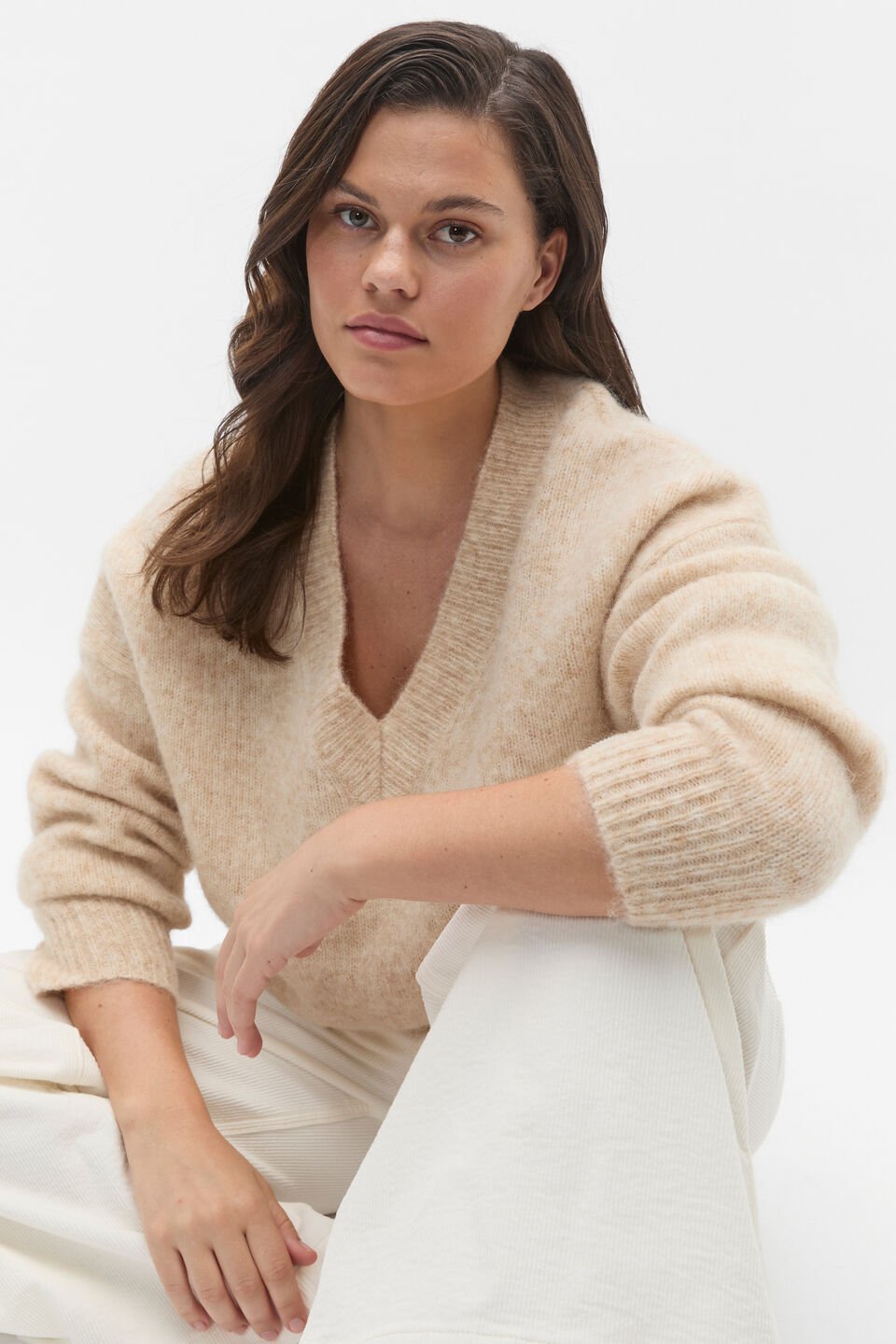  Lofty V Neck Slouch Knit  Latte Marle