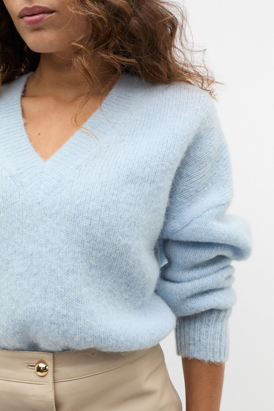  Lofty V Neck Slouch Knit  Ice Blue Marle