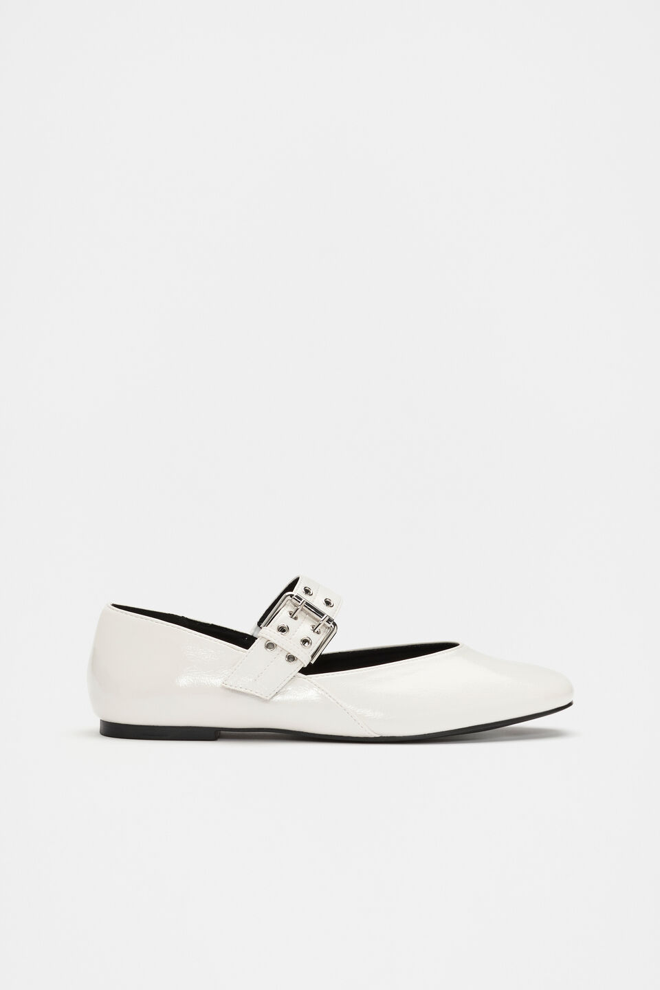 Buckle Ballet Flat  Light Cream