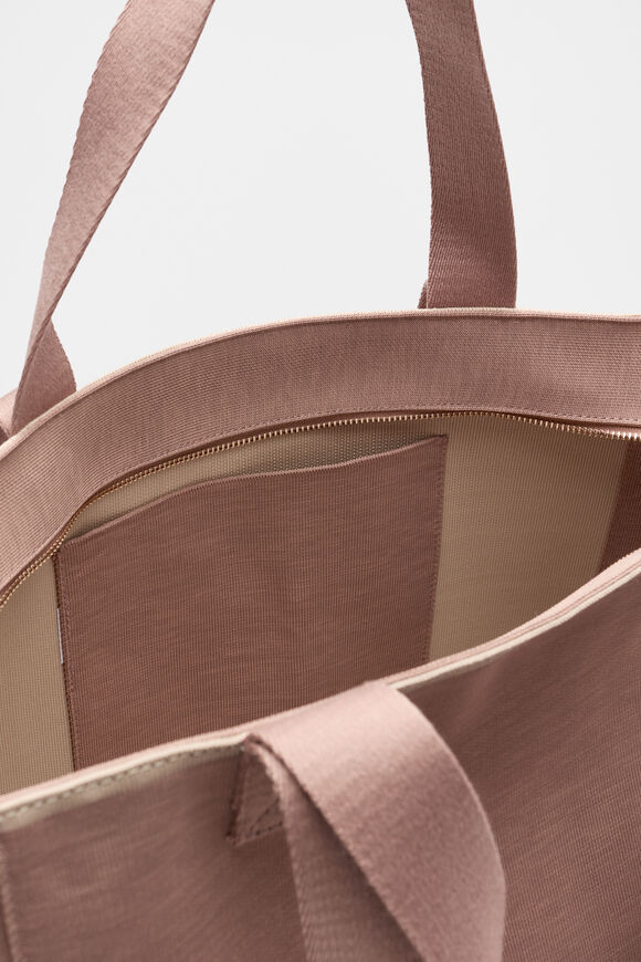 Knit Logo Tote  Amaretto  hi-res