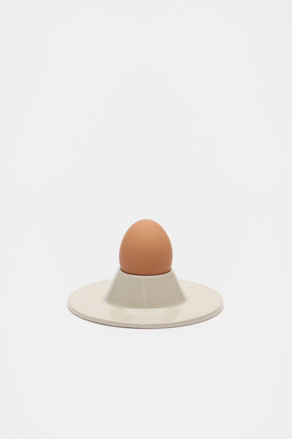 Aamira Egg Cup  Alabaster
