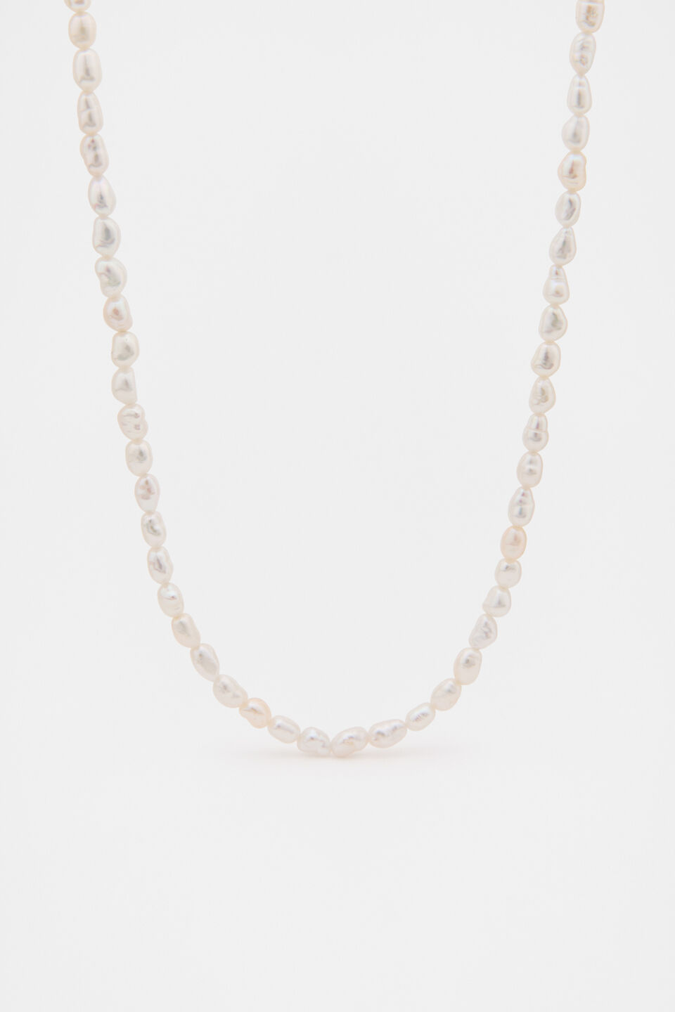 Fine Pearl Necklace  Pearl