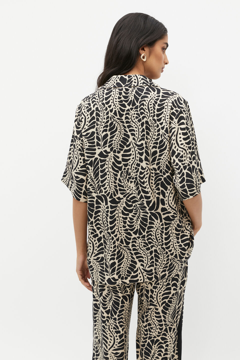 Motif Print Shirt  Motif Print