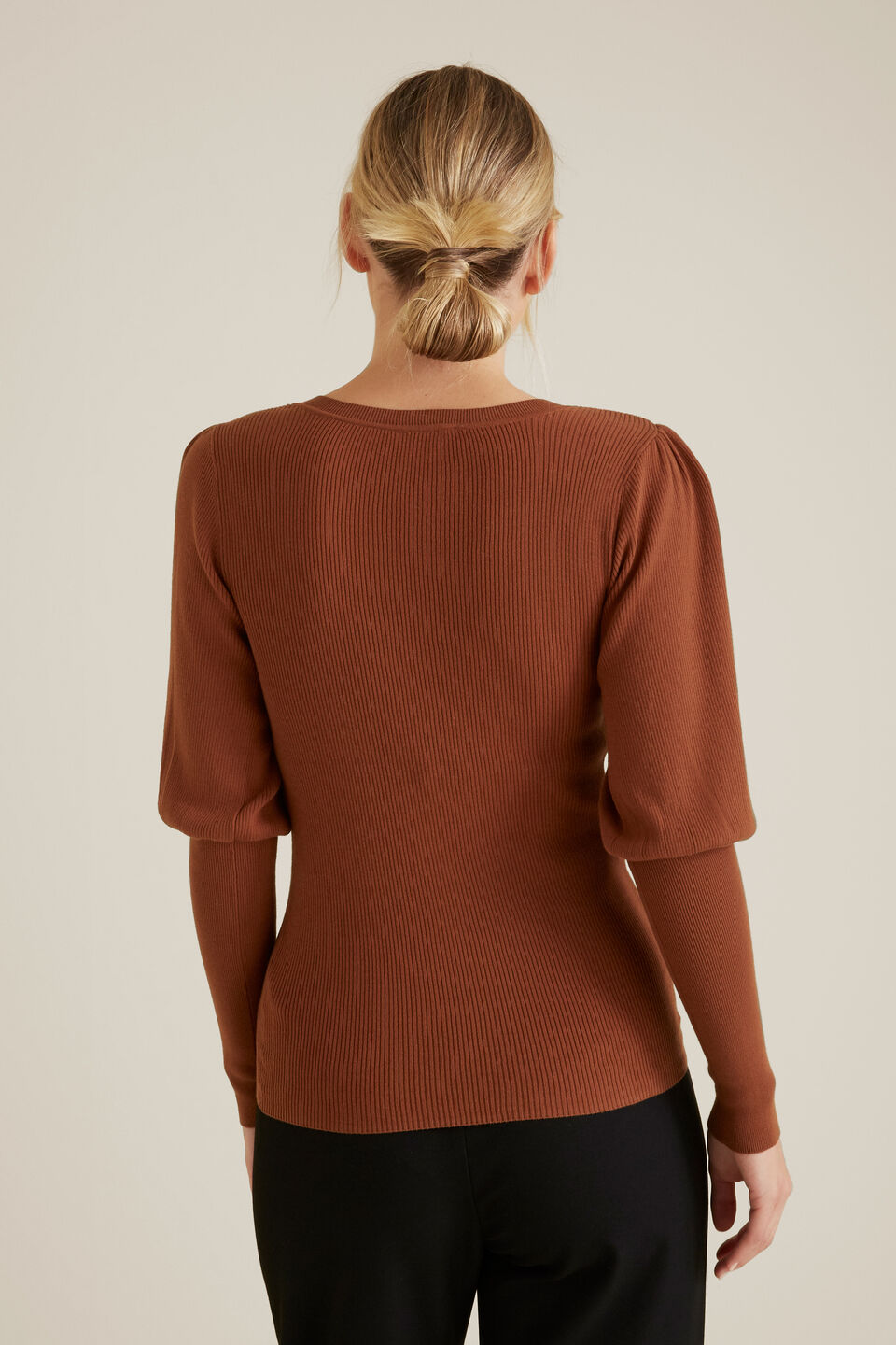 Blouson Sleeve Knit  