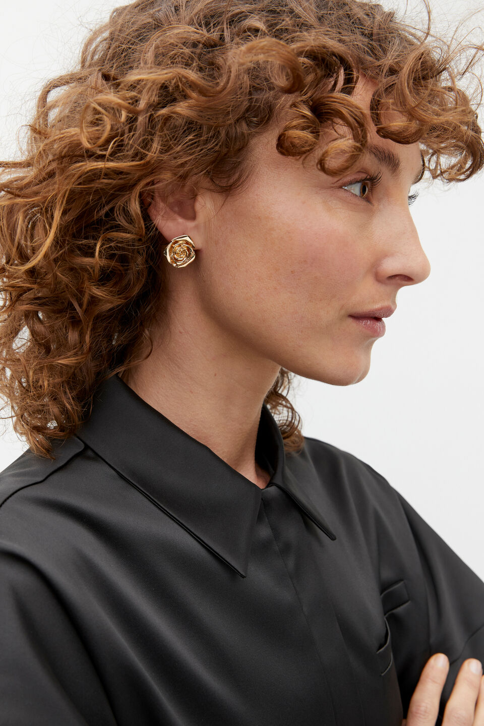 Rosette Mini Stud  Gold