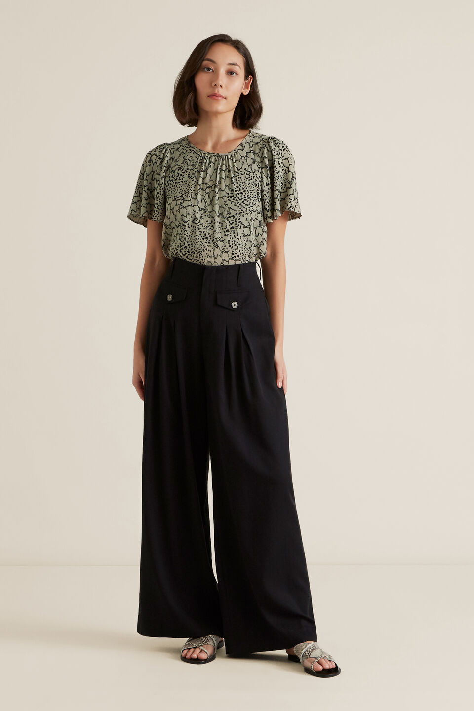 Mini Pocket Pant  