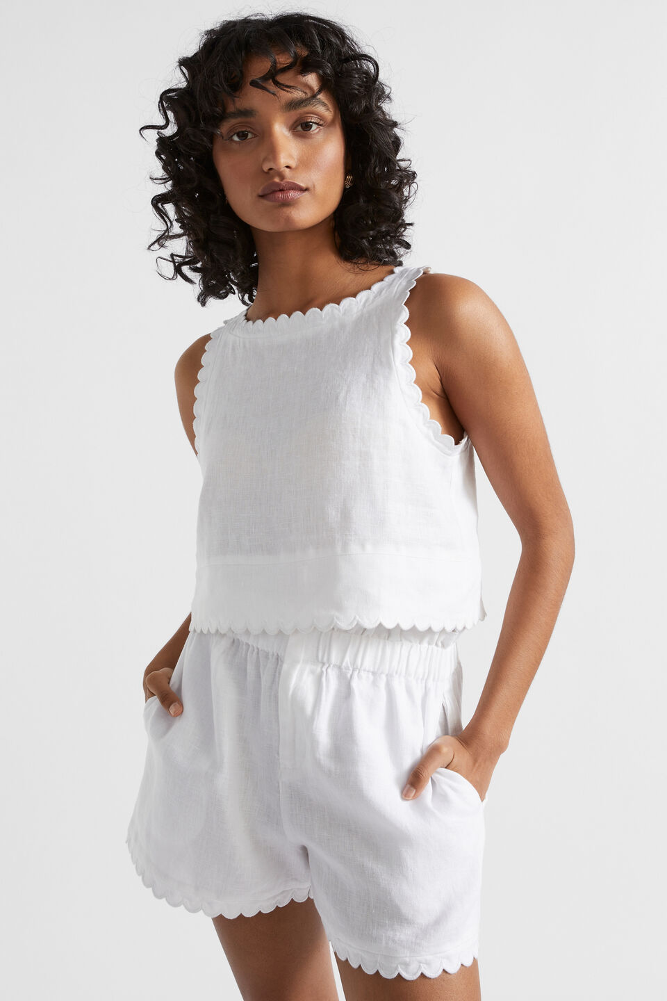 Linen Scallop Shell Top  Whisper White
