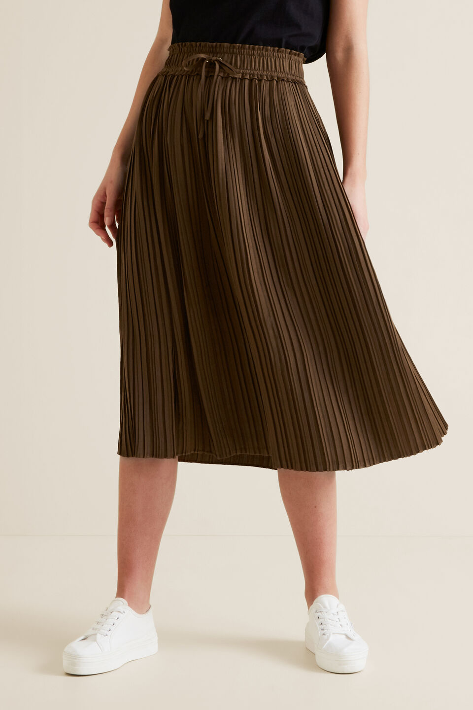 Pleat Detail Skirt  